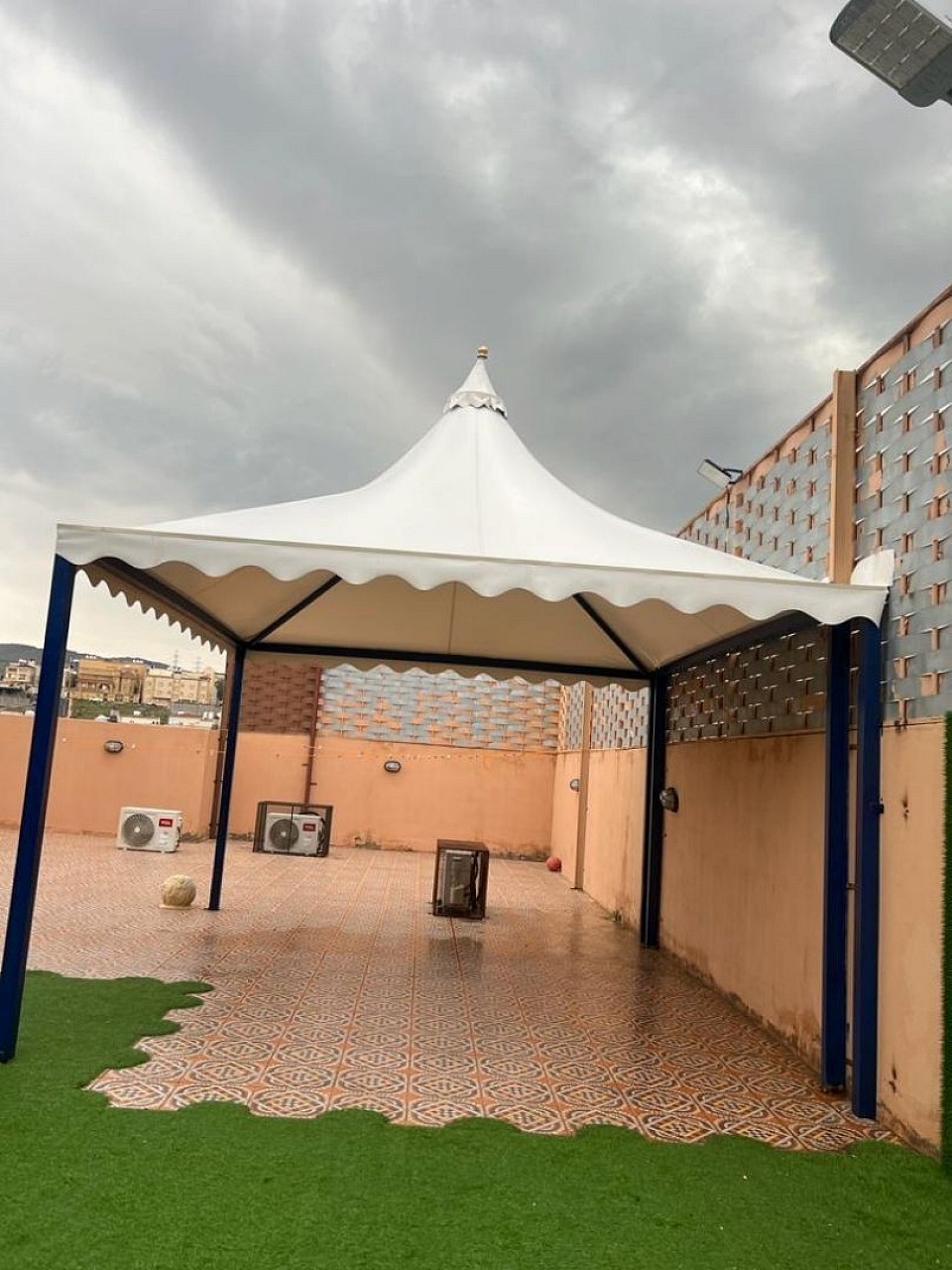 مخروطي مظله