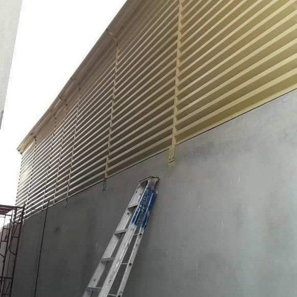 ساتر حديد مجدول